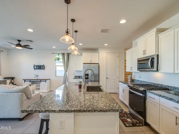 17312 W RED FOX Road, Surprise, AZ 85387