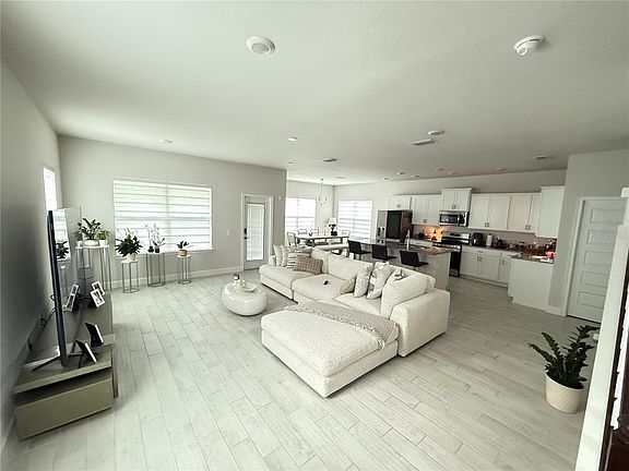 2nd image of 36169 Trinity Glade Rd