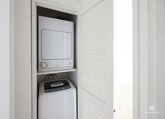 Rented by Warburg | media 20