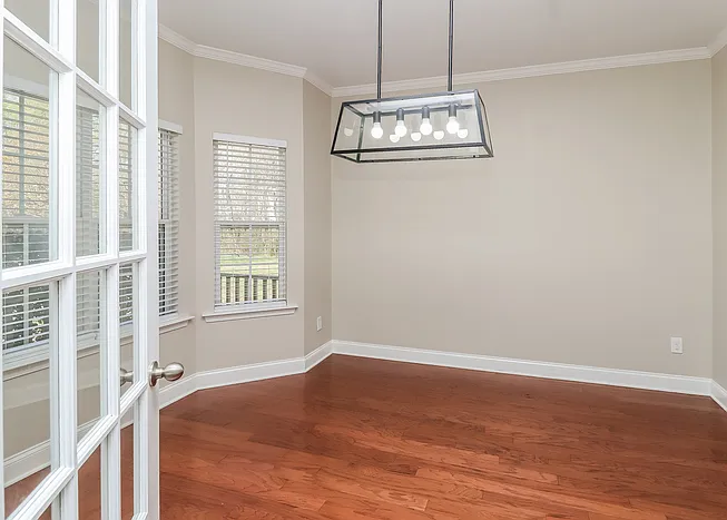 13748 Cedar Pond Cir — Photo 8