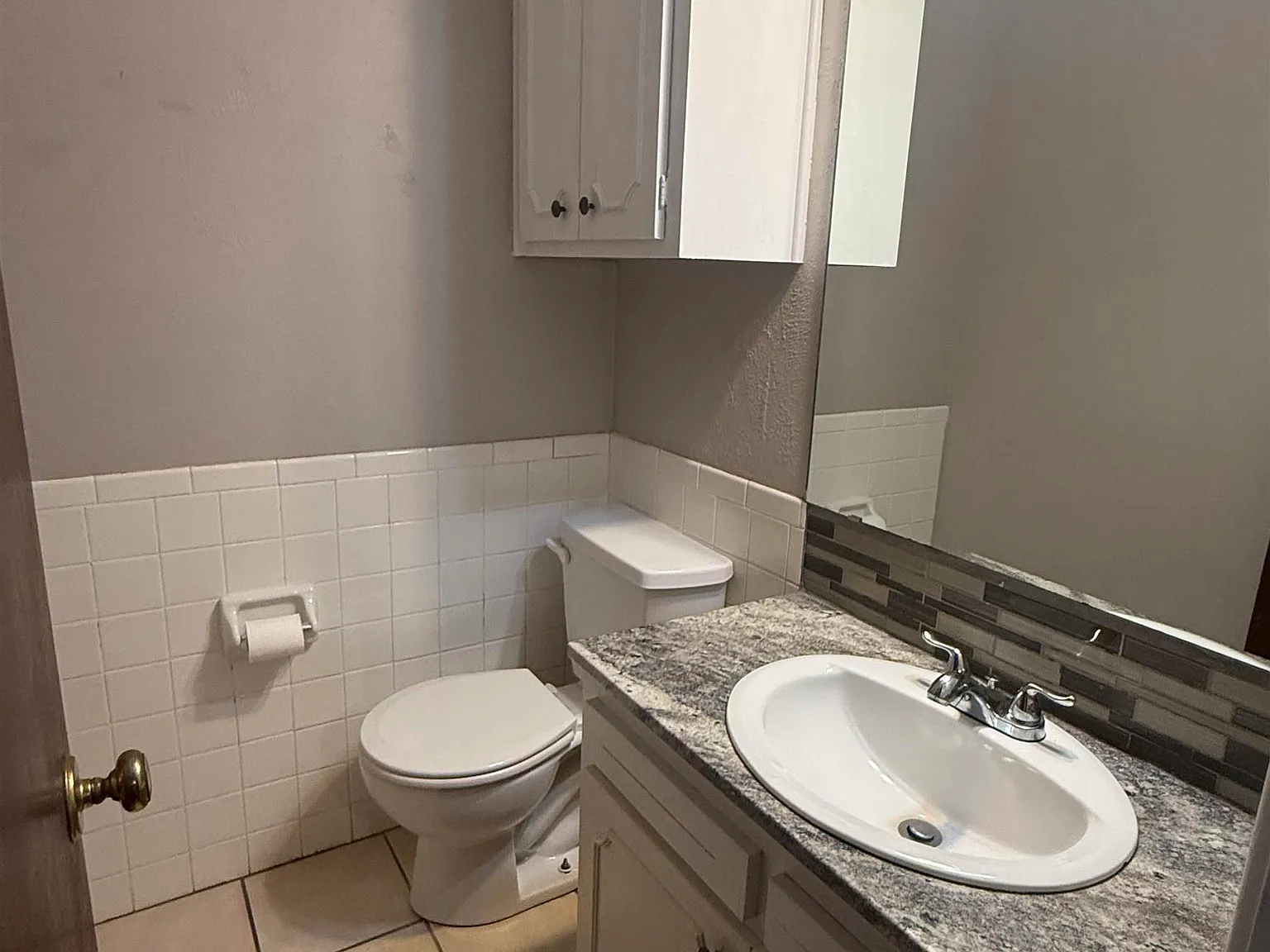 2 bed, 1.5 bath, 1100 sqft, $1,550 — Photo 4