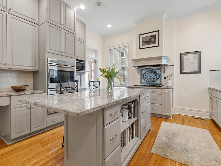 1008 West Ave — Photo 24