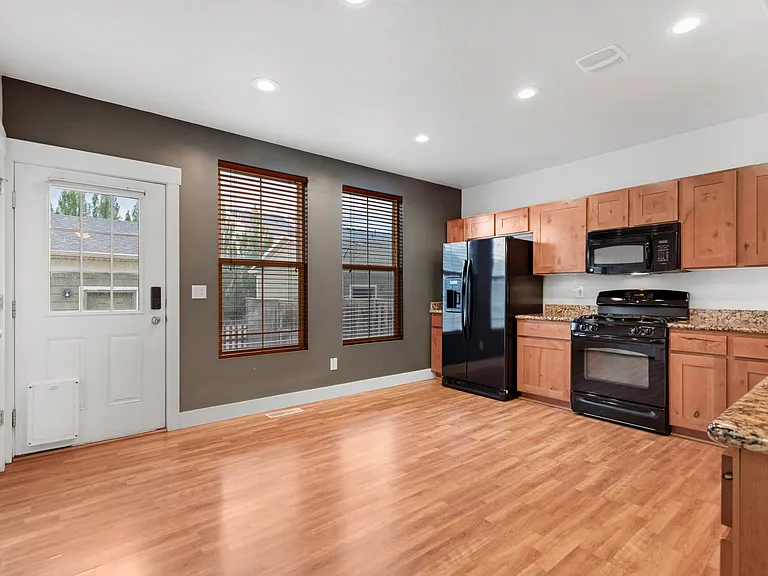 10634 S Topview Rd — Photo 6