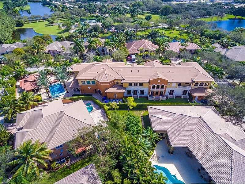 3600 Estate Oak Circle