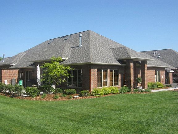 2nd image of 103 Deerwood Ct