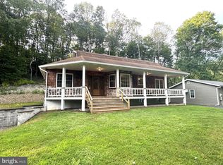 9 Tall Pine Ln, Mc Clure, PA 17841