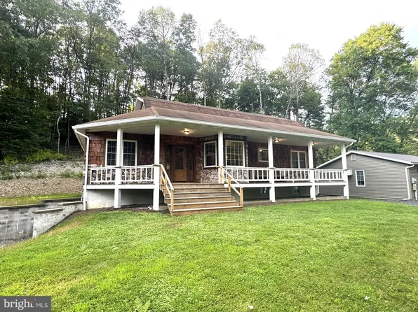 9 Tall Pine Ln, Mc Clure, PA 17841