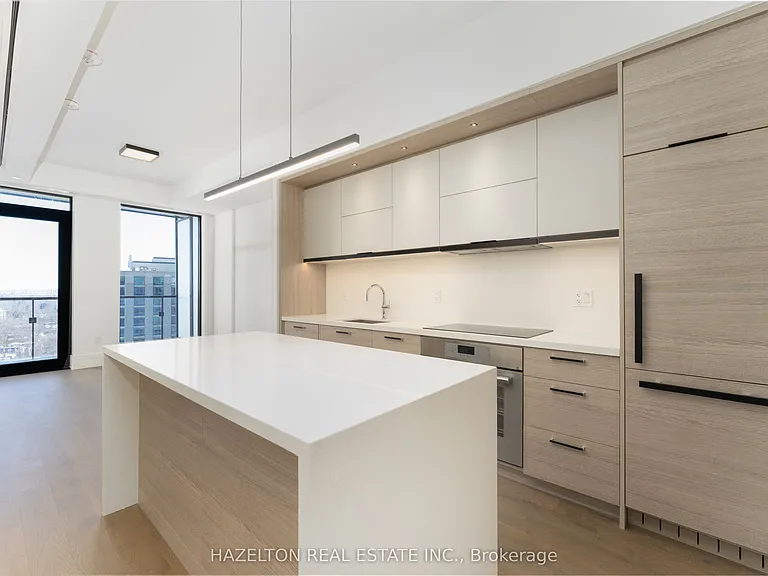 215 Lonsdale Rd #1505 — Photo 1