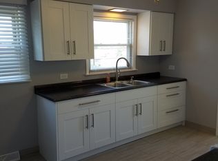 121 S Addison Rd #2, Addison, IL 60101