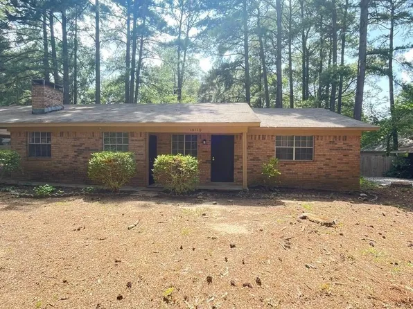 10110 Stardust Trl, Little Rock, AR 72209