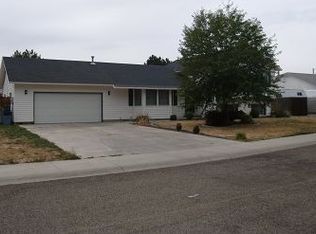 957 NW 14th Ave, Meridian, ID 83642