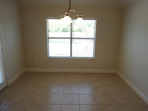 5th image of 298 Spyglass Dr