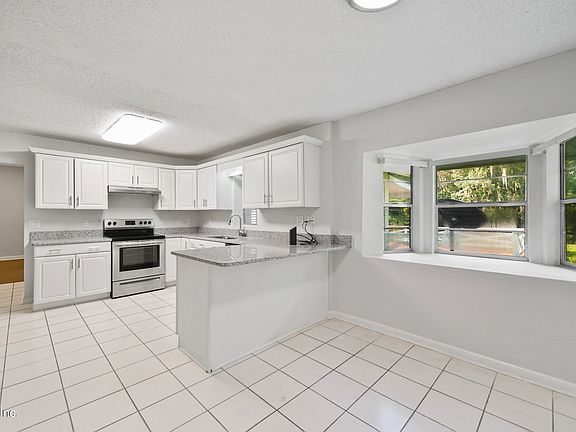 5th image of 2608 S PINE ESTATES Road