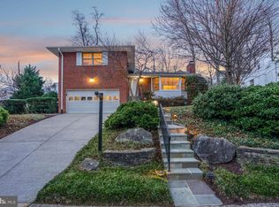 412 Underhill Pl, Alexandria, VA 22305