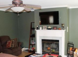 25 Colonial Ct, Jackson, NJ 08527