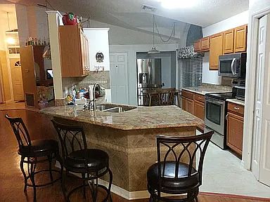 3rd image of 12636 Darby Ave