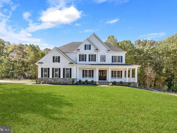 4020 Baker Path Dr, Westminster, MD 21157
