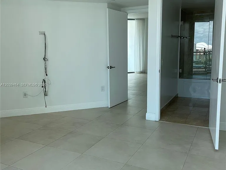 350 S Miami Ave #1913 — Photo 8