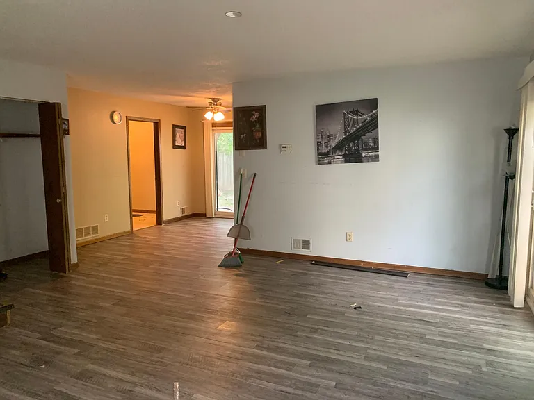 3600 Gershwin Pl N — Photo 5