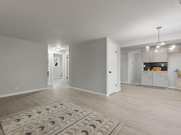 5th image of 1220 W 2nd Ave