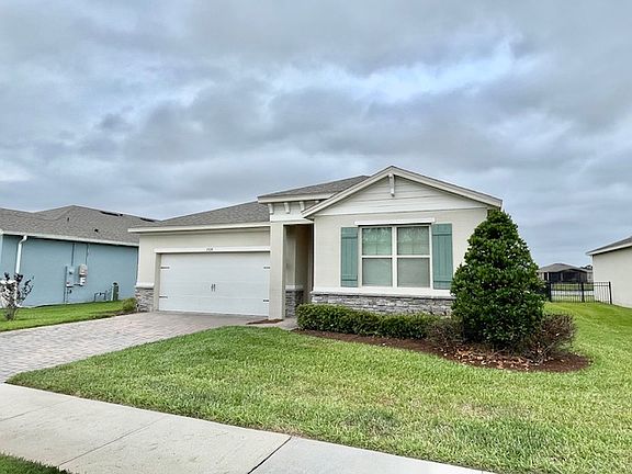 2nd image of 1524 Lyonsdale Ln