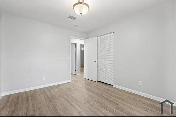 1367 Riverside Cir #1 — Photo 7