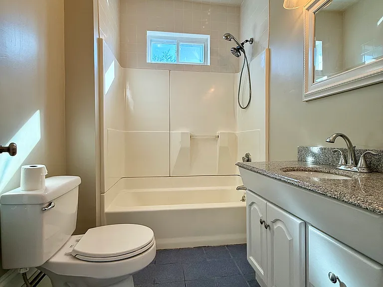 165 Chestnut St #2 — Photo 17