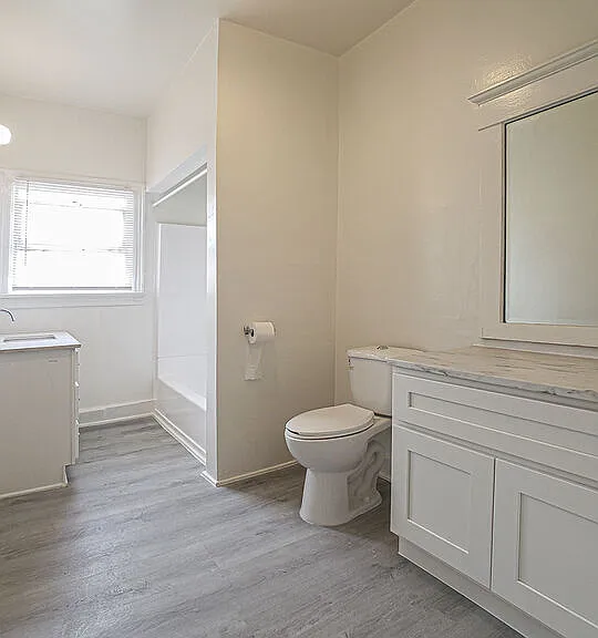 109 S Berendo St #2 — Photo 13