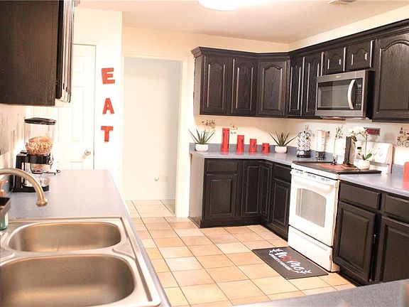 5th image of 1267 Admiral Nelson Dr