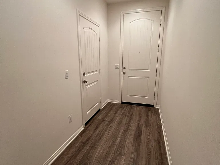 2418 S Fremont Ave #10 — Photo 7