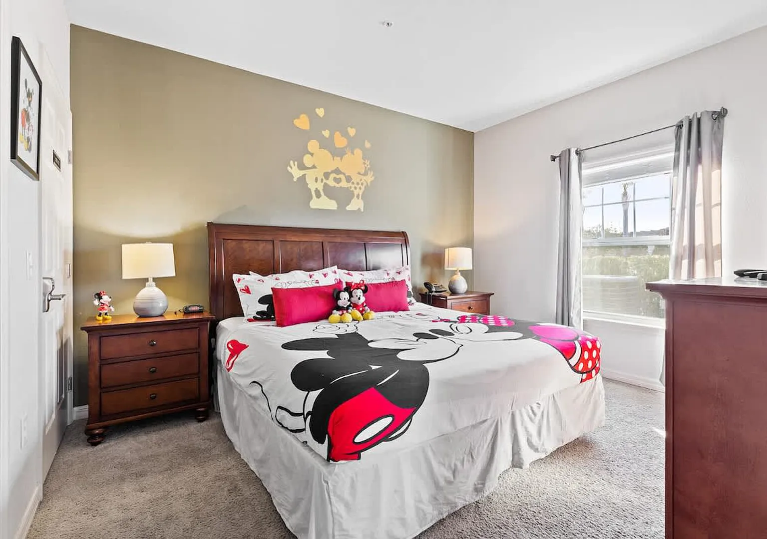 Cozy 4BR Retreat Near Orlando Attractions — Photo 3