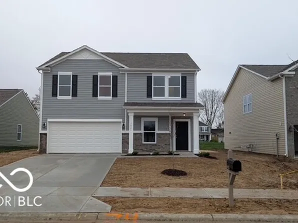 3825 Berkdale Ct, Columbus, IN 47203