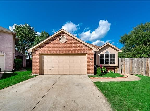 2nd image of 5106 Wedgewood Dr