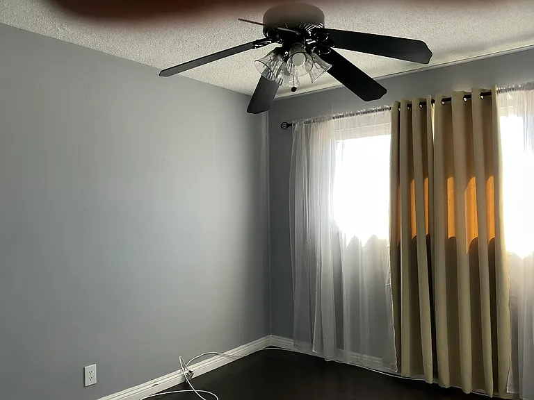 645 Scott Pl #6 — Photo 15