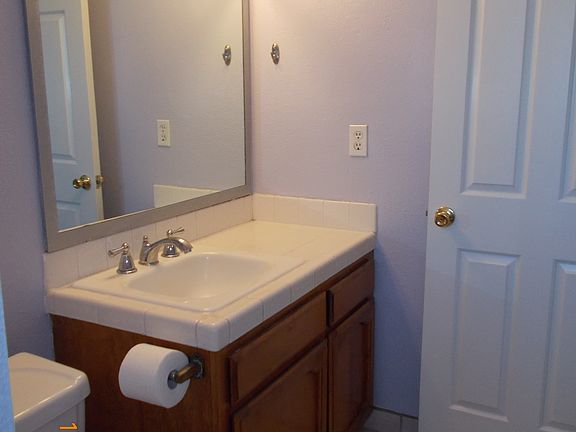 4th image of 47897 Klamath Ave
