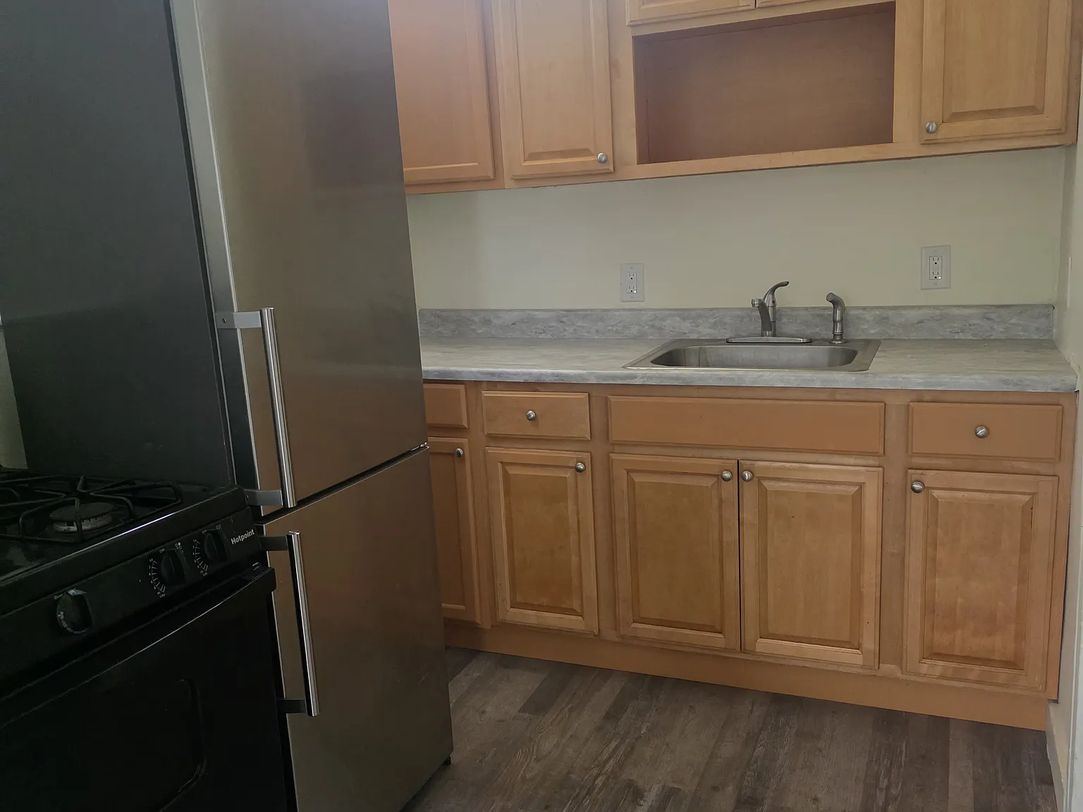 2 bed, $1,700 — Photo 2