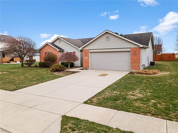 2nd image of 2606 Amberly Ct