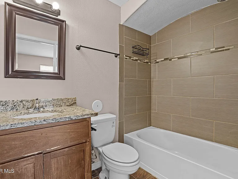 8804 Eclipse St #B — Photo 21