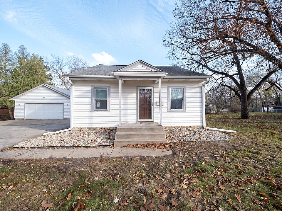 Welcome Home! (Don't miss out on the incredibly large garage and yard!)
