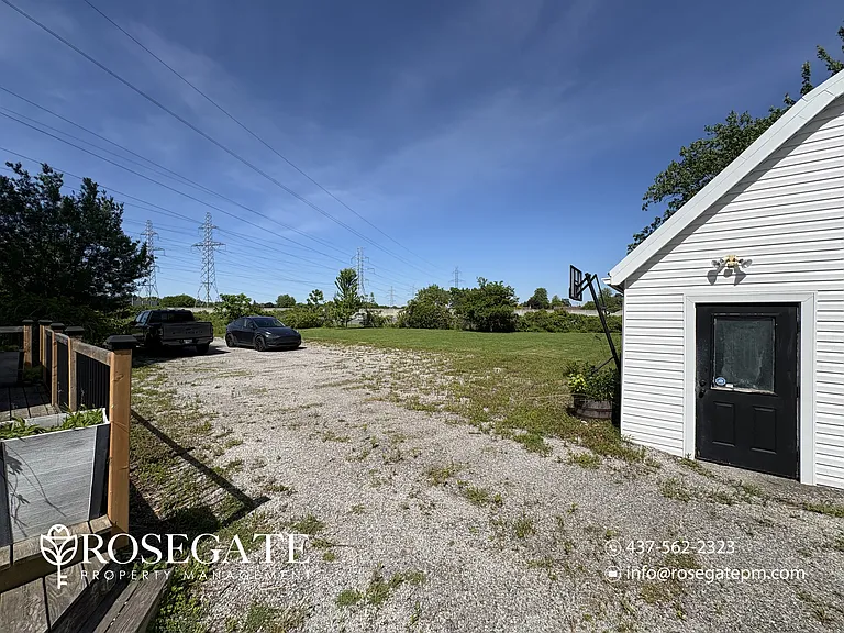 3090 Montrose Rd — Photo 25
