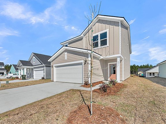 2nd image of 4022 Lemon Grass Ln