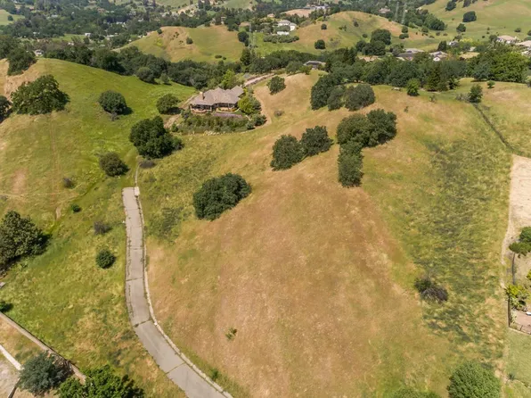 1020 MULBERRY Court, Vacaville, CA 95688