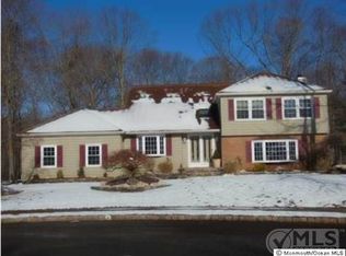 4 Pacer Ct, Marlboro, NJ 07746