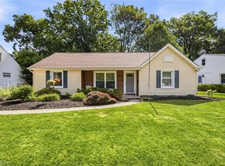 8225 Dartmoor Rd, Mentor, OH 44060