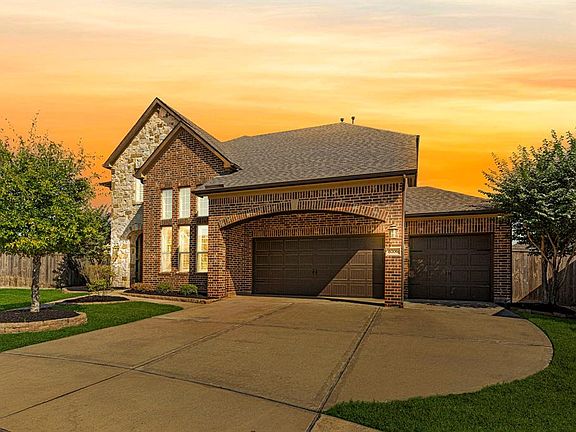 2nd image of 6706 Terania Circle