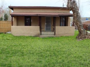 301 Jaramillo Rd, Taos, NM 87571