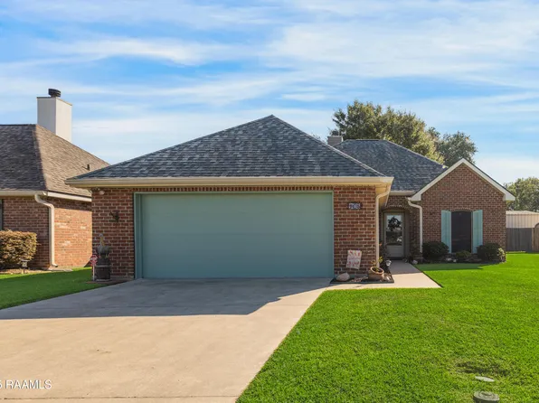 105 Harvest Pointe Cir, Lafayette, LA 70506
