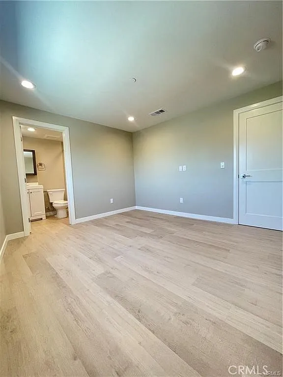 4251 E Live Oak Ave — Photo 4