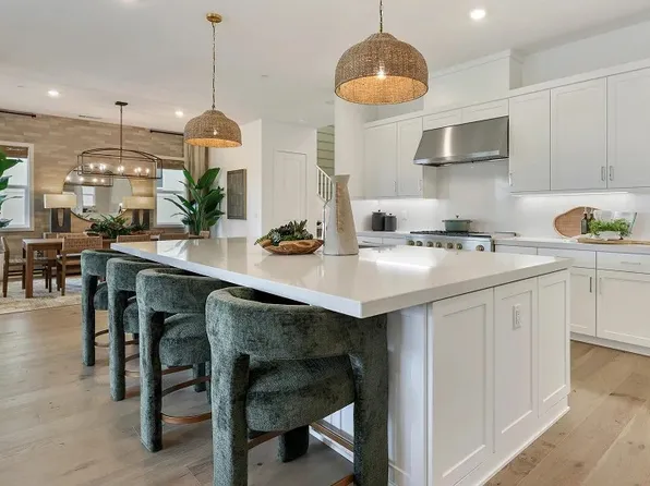 24332 Calle La Roca, Santa Clarita, CA 91354