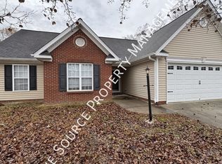 5294 Mount Hope Dr, Winston Salem, NC 27107